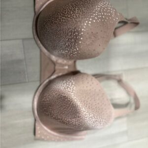 Wacoal Pink and White T-Shirt Bra with Textured Cups